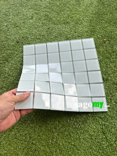 Gạch Mosaic Thủy Tinh Màu Trắng phòng vệ sinh