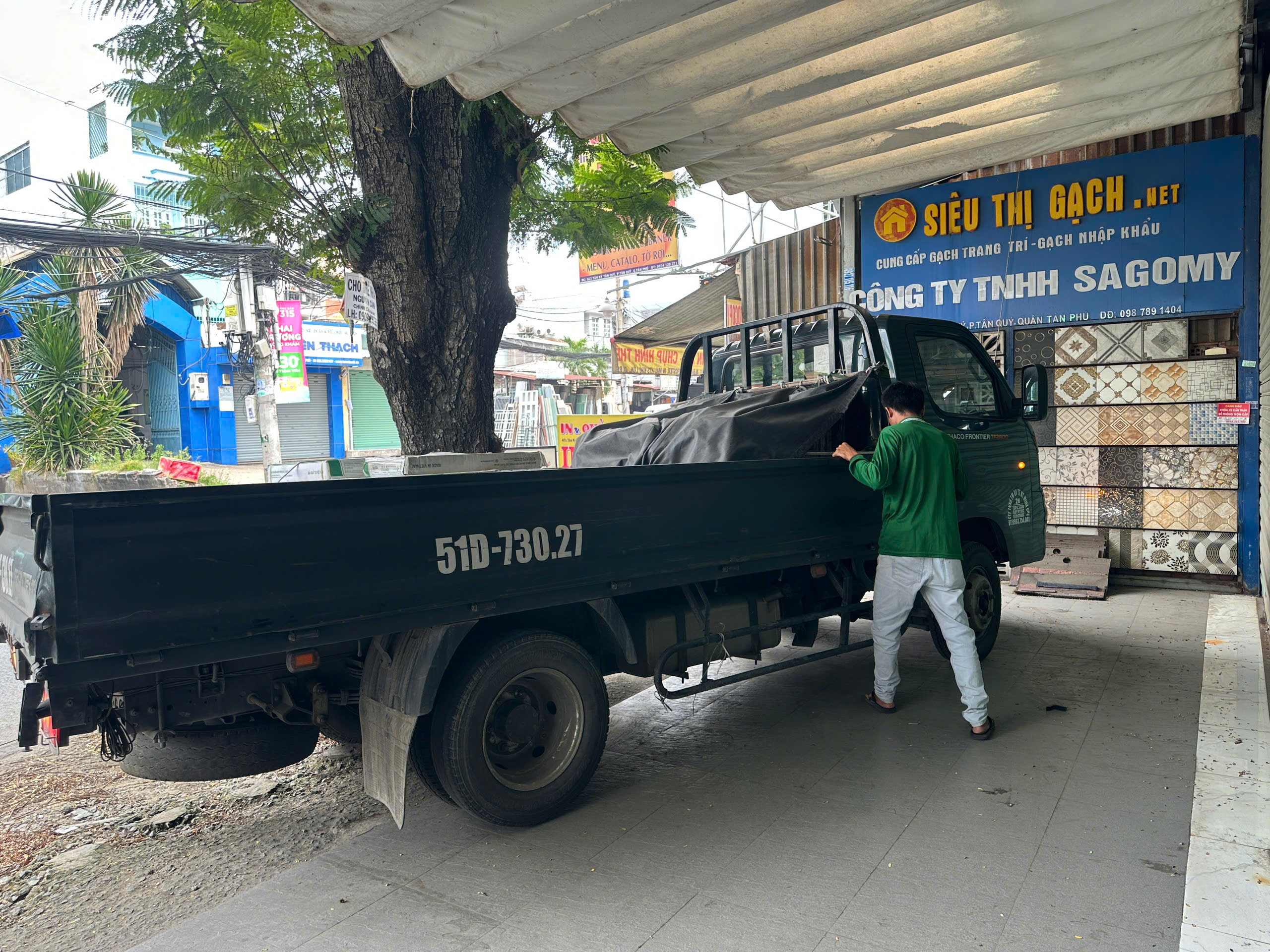Phí Vận Chuyển Giao Chở Gạch Kết Hợp Tiết Kiệm Tp.HCM 7 Phí Vận Chuyển Giao Chở Gạch Kết Hợp Tiết Kiệm Tp.HCM 3