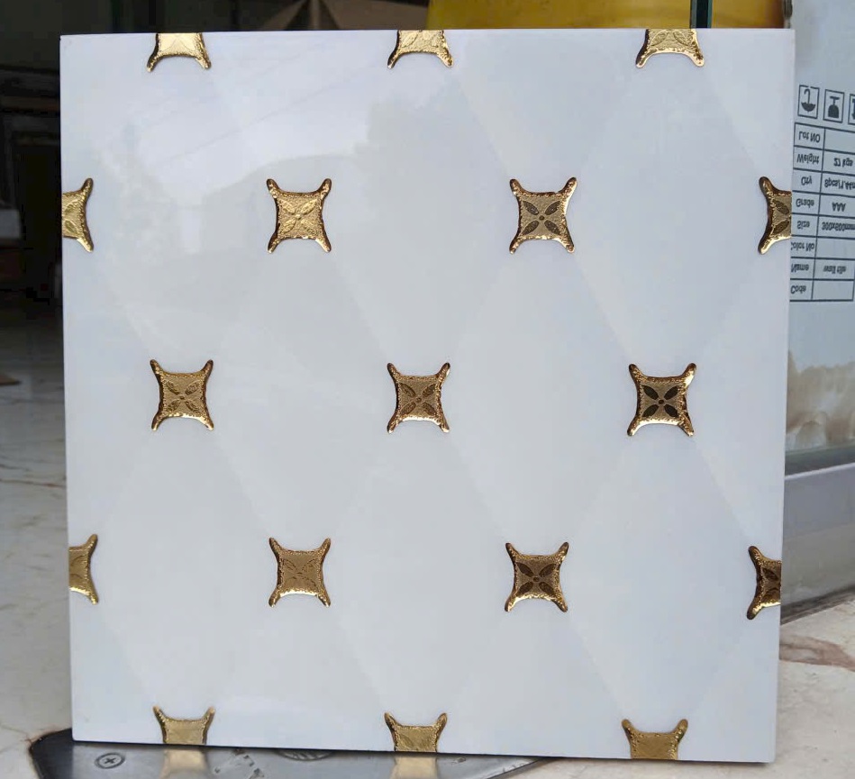 Gạch 30x30 Cm Trang Trí Trắng Vân Nhũ Vàng Hình Thoi SGHL256 2 Gạch 30x30 Cm Trang Trí Trắng Vân Nhũ Vàng Hình Thoi SGHL256 trang trí