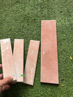 Gạch Thẻ 50x200 Màu Kem Hồng Bóng Gợn Cổ Điển 2